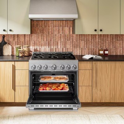 KitchenAid KFGS936SSS 36" 6 Burner Commercial Style Gas Range With 5.1 Cu. Ft. Capacity Stainless Steel Color